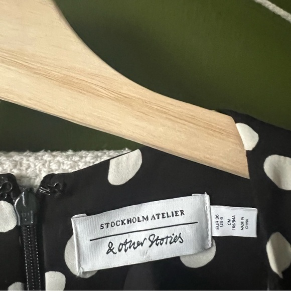 & Other Stories Black Polka Dot Sheath Dress size 6 - Picture 6 of 10